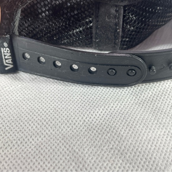 Vans “Off The Wall” Mens Snapback Hat Cap Flames Checkered Adj. Trucker Plus Bag - Picture 10 of 16